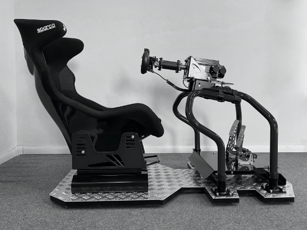 alien v1 GT - farasimtech - postazione simulatore guida